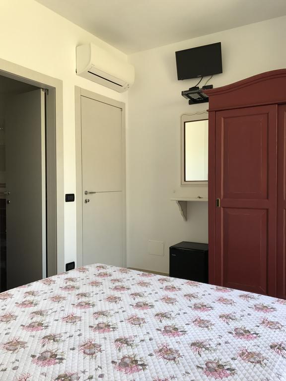 Sandra Villa Rooms コルニリア エクステリア 写真